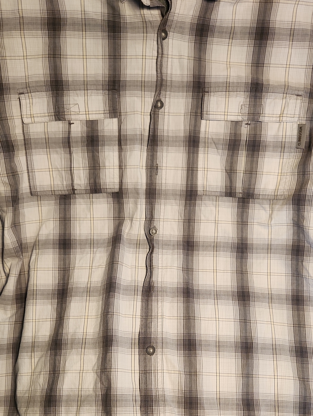 Men's Wolverine Plaid Button-Up Shirt in Cream and Gray Size XL